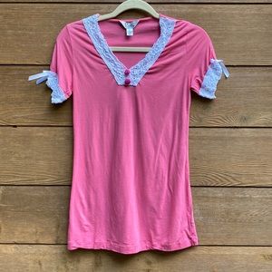 Lilly Pulitzer White Label Pink Tee with White Crochet V-neck
